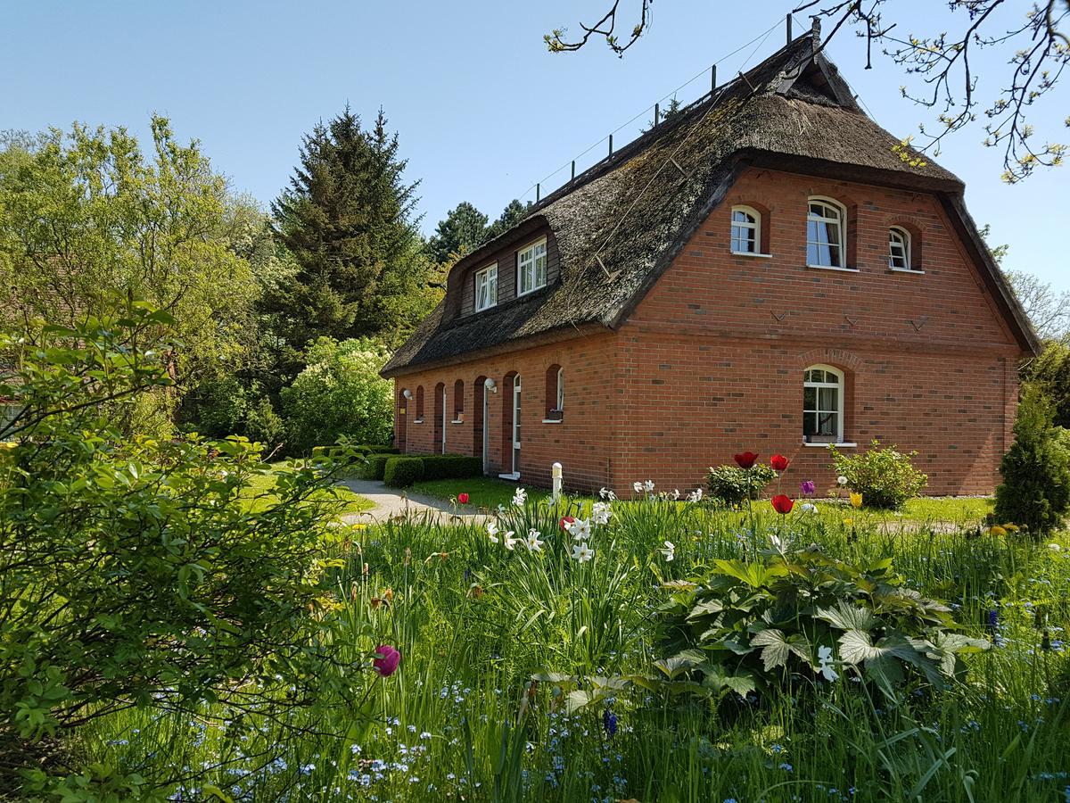Hotel Alt Wittower Krug Wiek auf Rügen Exterior foto